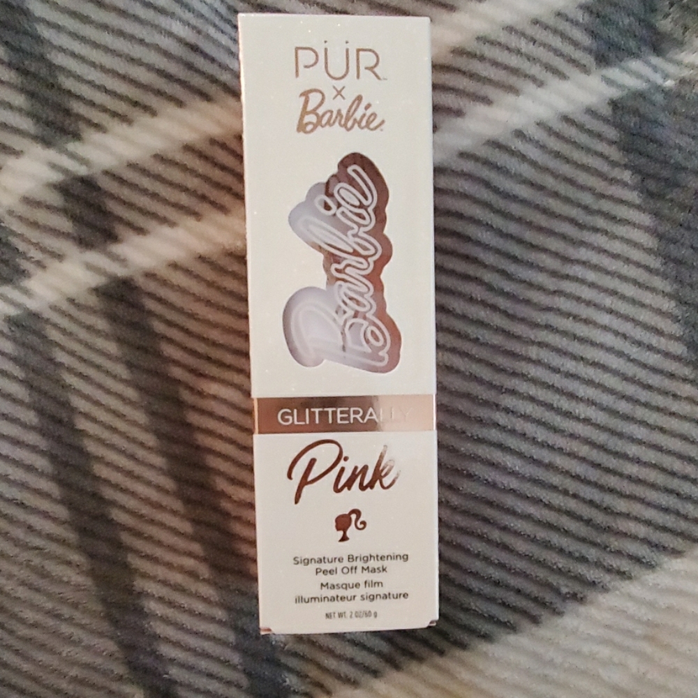 PUR x Barbie Gitterally Pink Mask